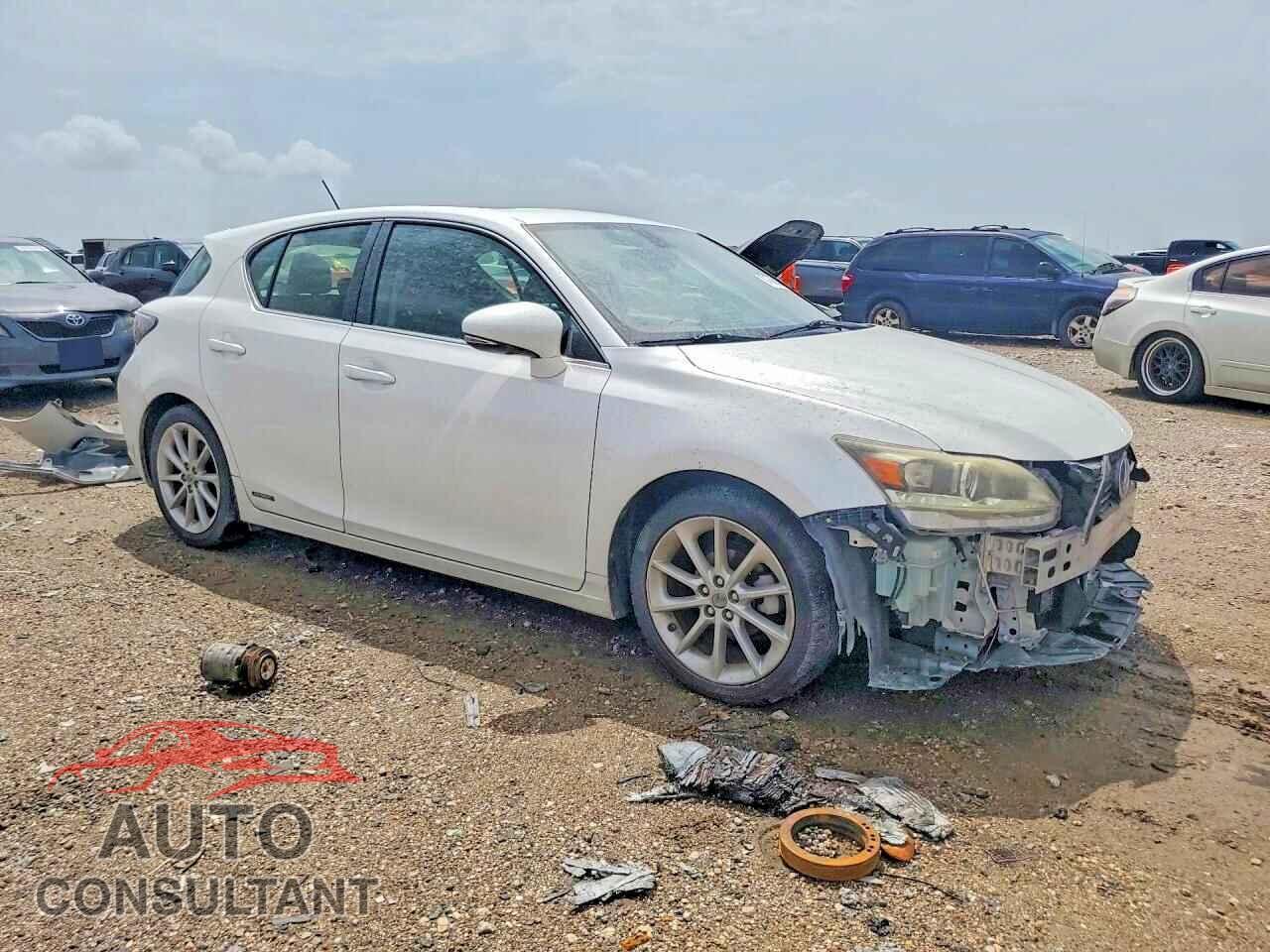 LEXUS CT 200 2013 - JTHKD5BH3D2139285
