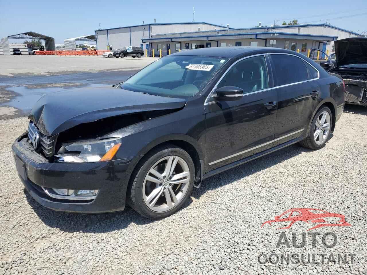 VOLKSWAGEN PASSAT 2015 - 1VWCV7A34FC017114