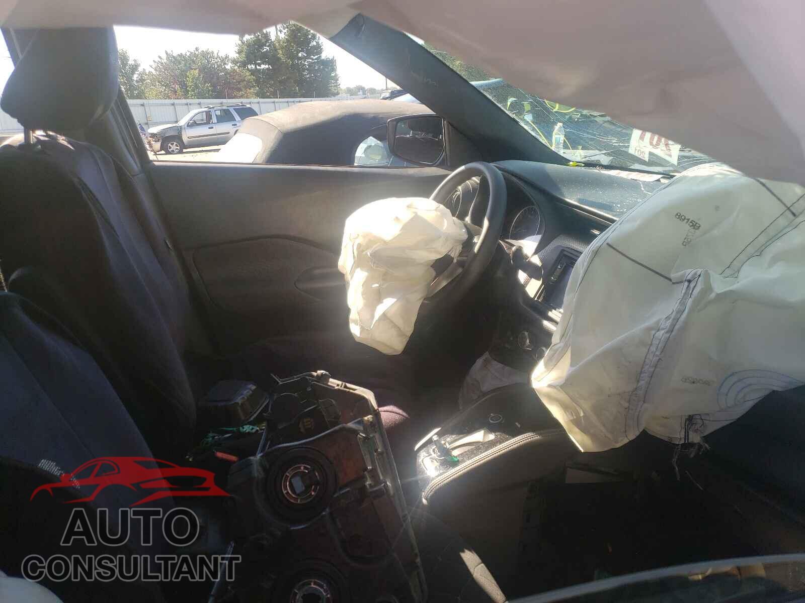 NISSAN KICKS 2019 - 3N1CP5CU3KL538740
