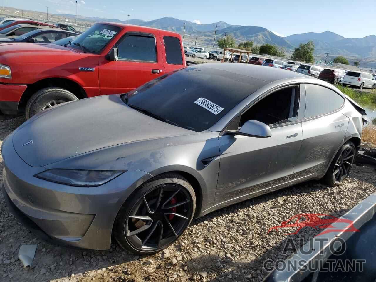 TESLA MODEL 3 2024 - 5YJ3E1ET1RF856235