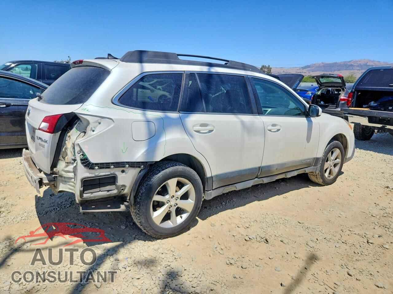 SUBARU OUTBACK 2013 - 4S4BRBKC8D3217670