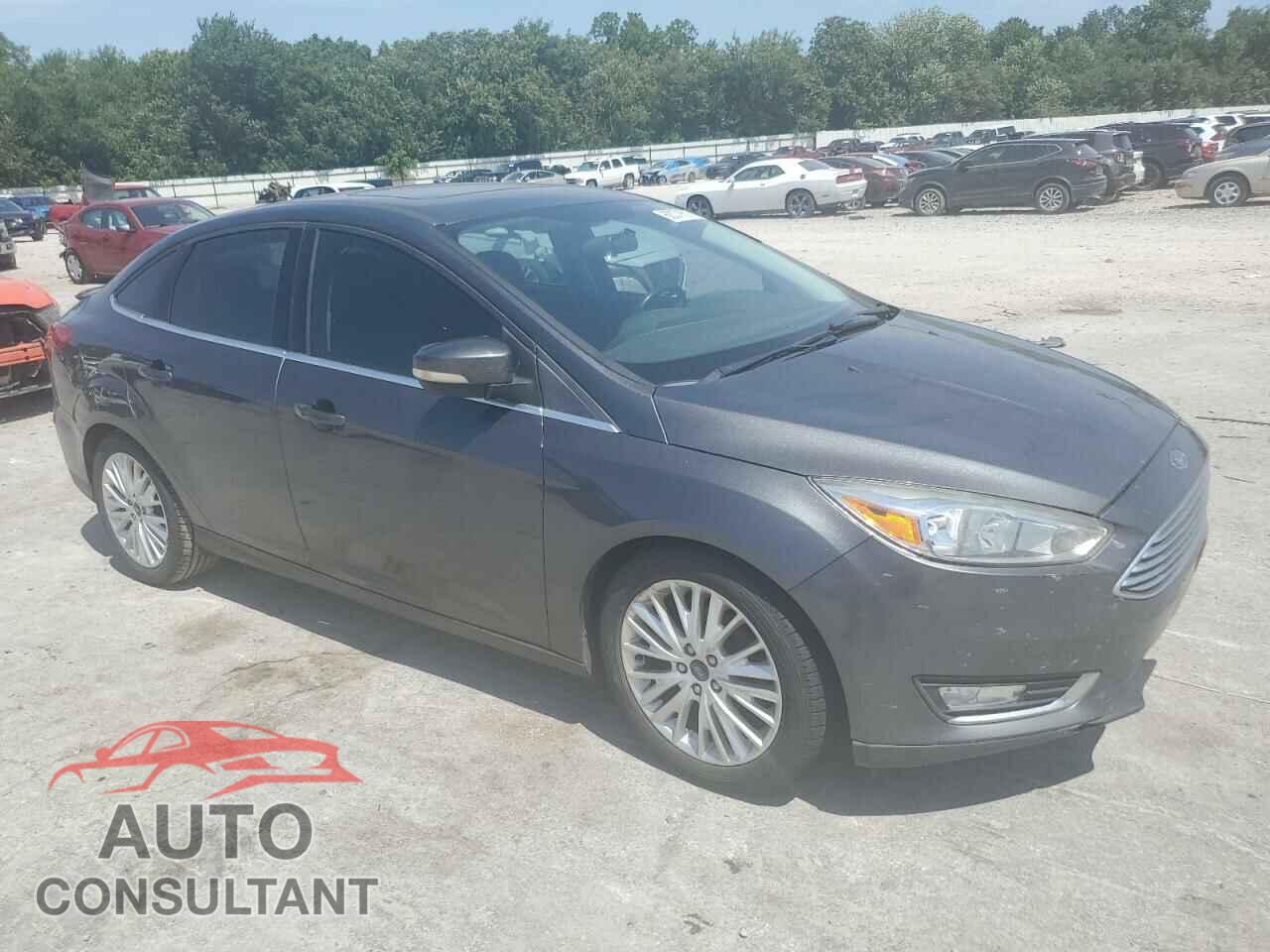 FORD FOCUS 2017 - 1FADP3J28HL347655