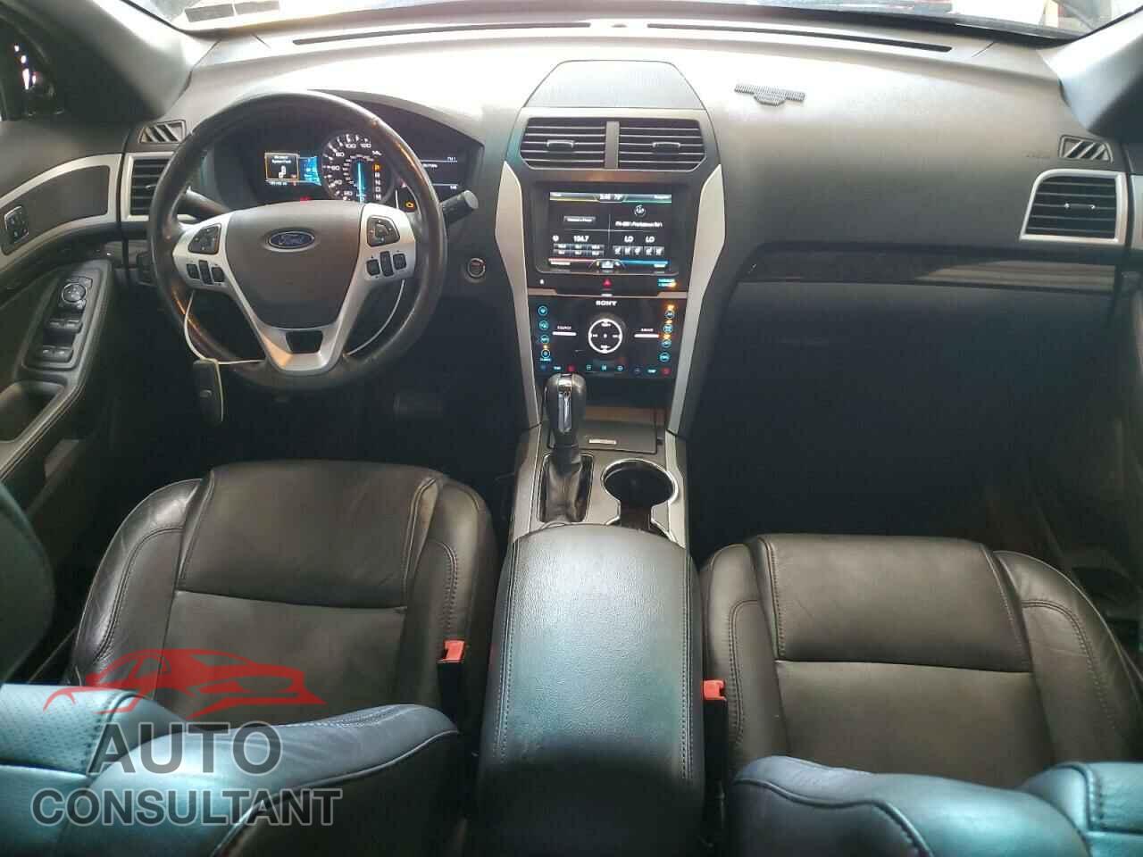 FORD EXPLORER 2015 - 1FM5K8F81FGA84157