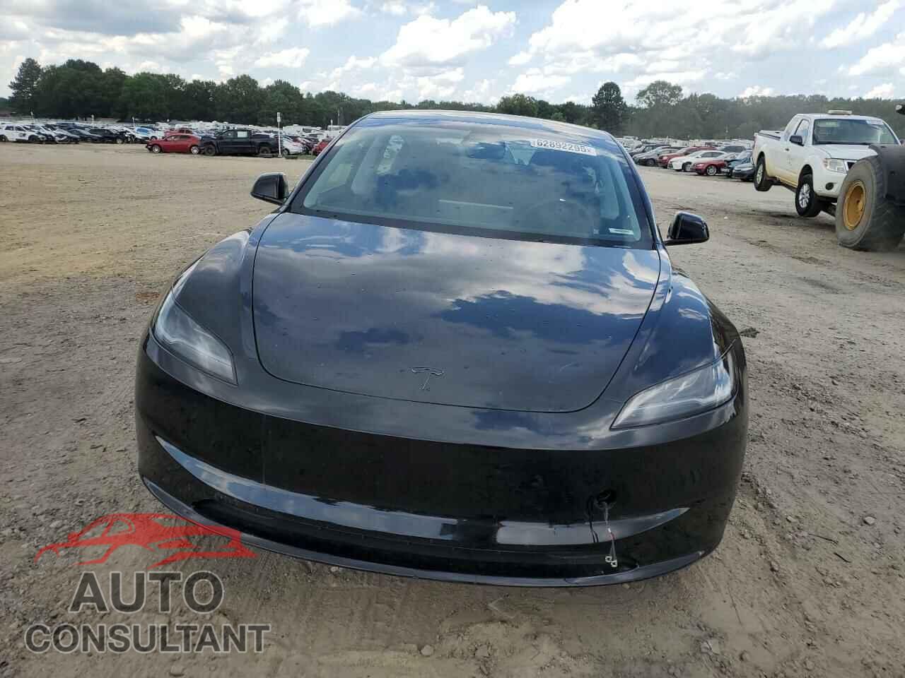 TESLA MODEL 3 2024 - 5YJ3E1EB2RF793590