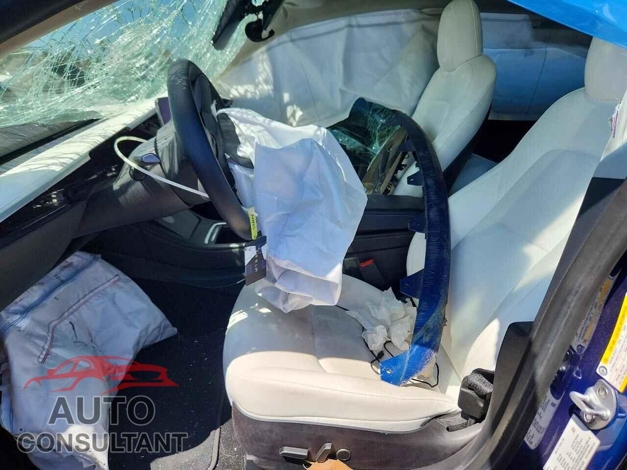 TESLA MODEL 3 2022 - 5YJ3E1EBXNF241426