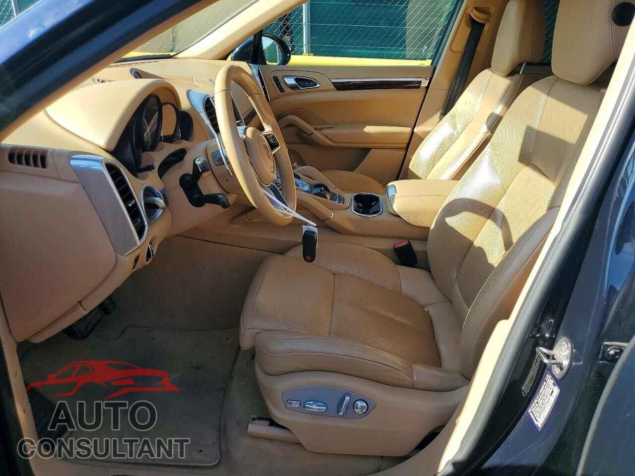 PORSCHE CAYENNE 2016 - WP1AA2A21GKA12166