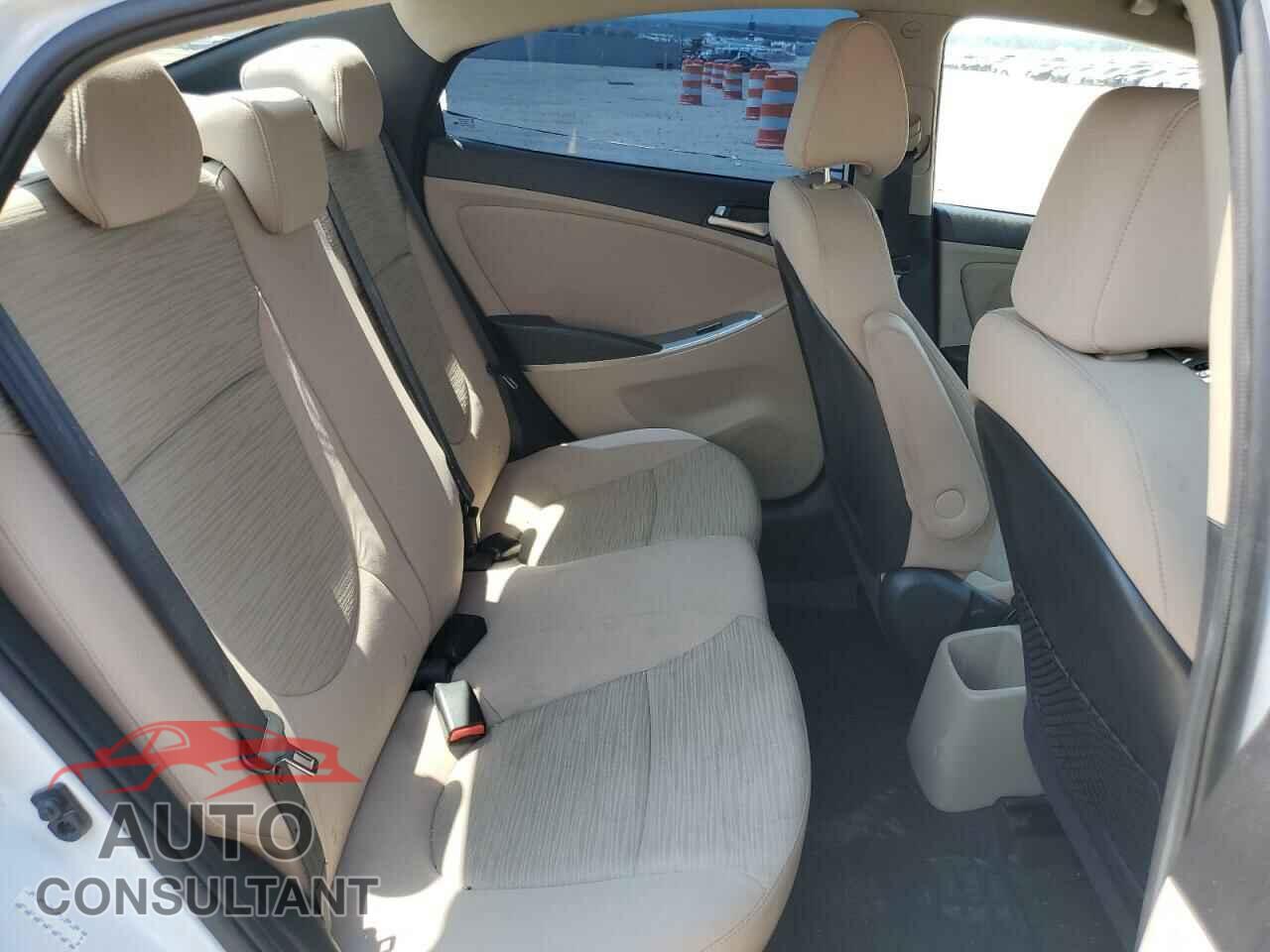 HYUNDAI ACCENT 2017 - KMHCT4AE9HU362477