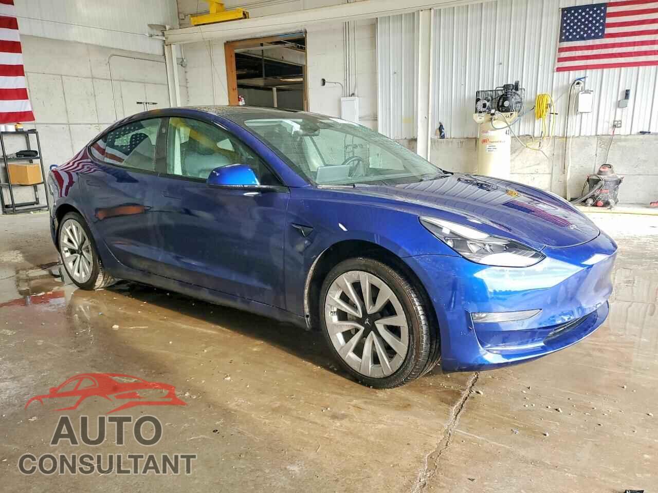 TESLA MODEL 3 2022 - 5YJ3E1EA7NF303789