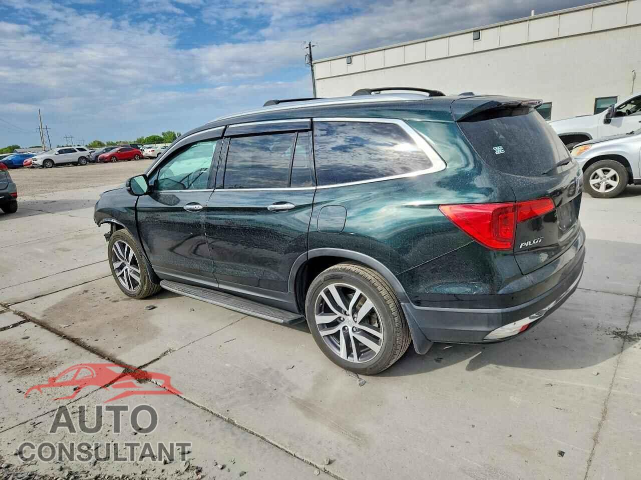 HONDA PILOT 2016 - 5FNYF6H01GB066674