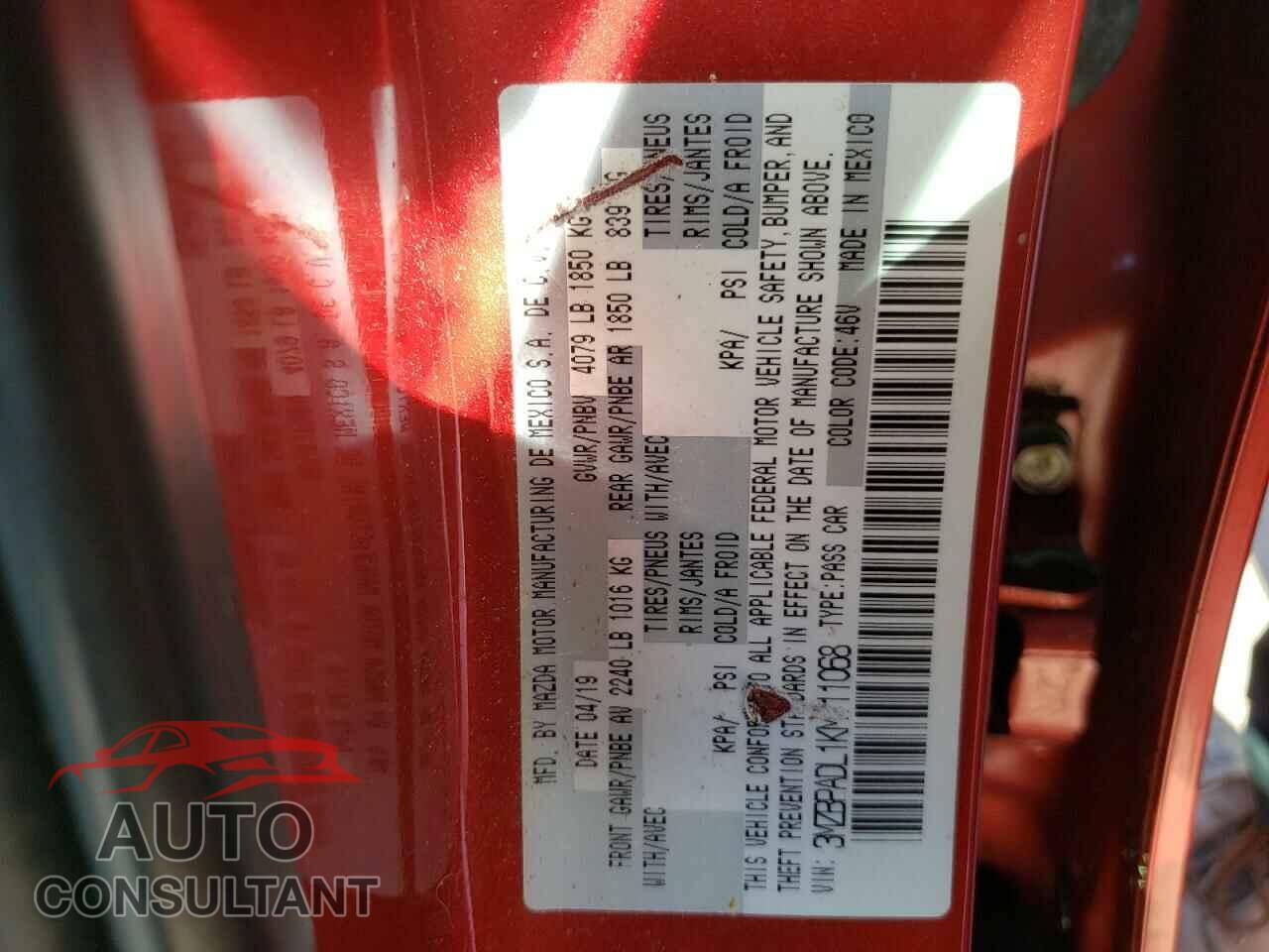 MAZDA 3 2019 - 3MZBPADL1KM111068