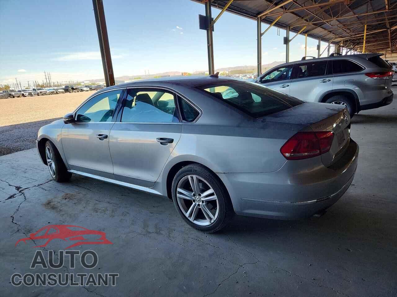 VOLKSWAGEN PASSAT 2012 - 1VWCM7A39CC104229