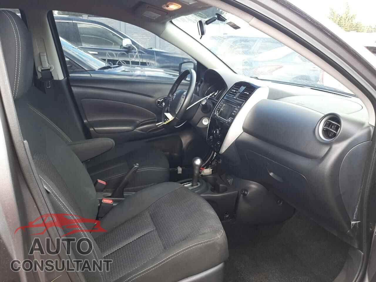 NISSAN VERSA 2017 - 3N1CN7AP3HL851424
