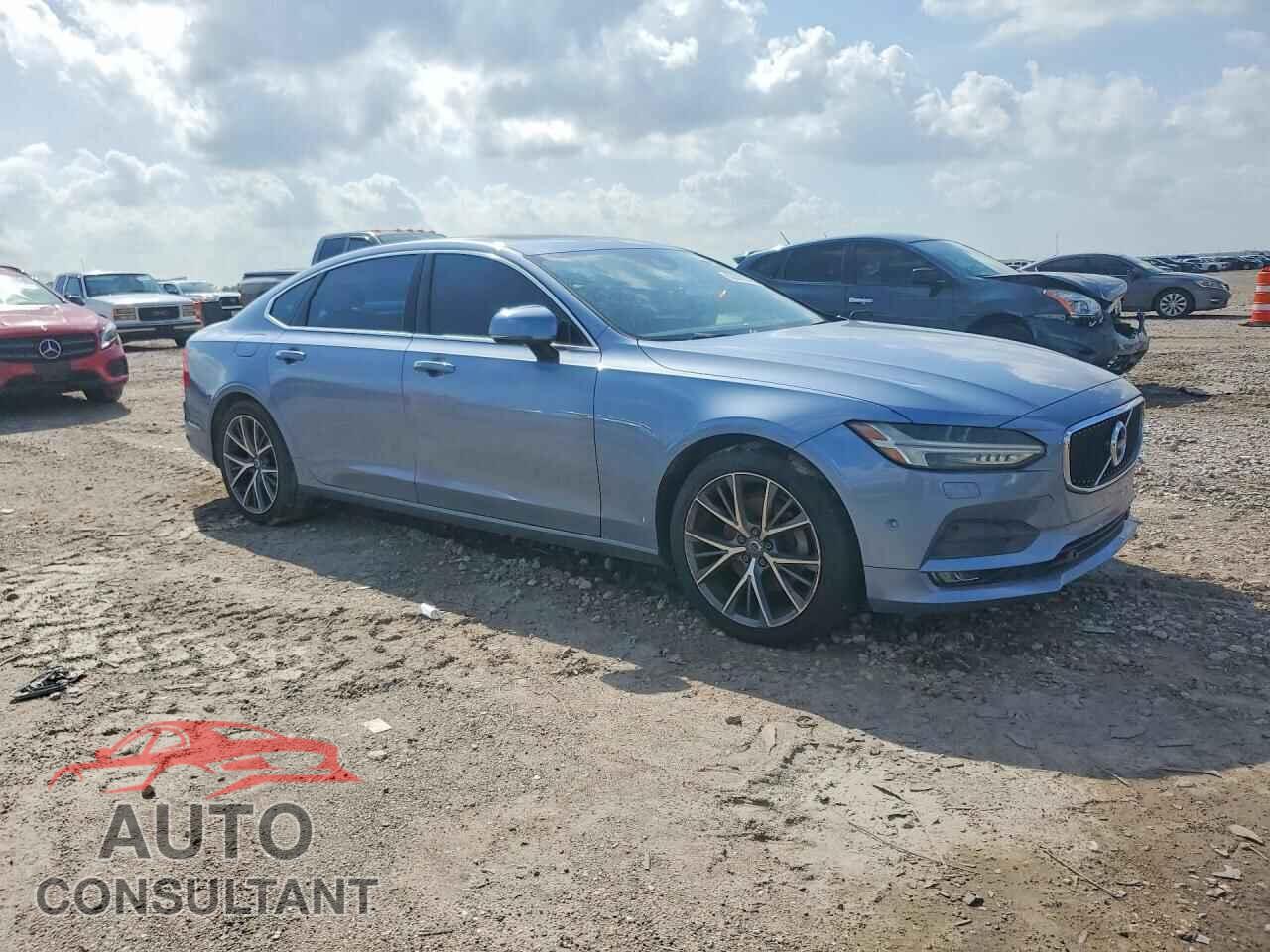 VOLVO S90 2018 - LVY982AK4JP007224