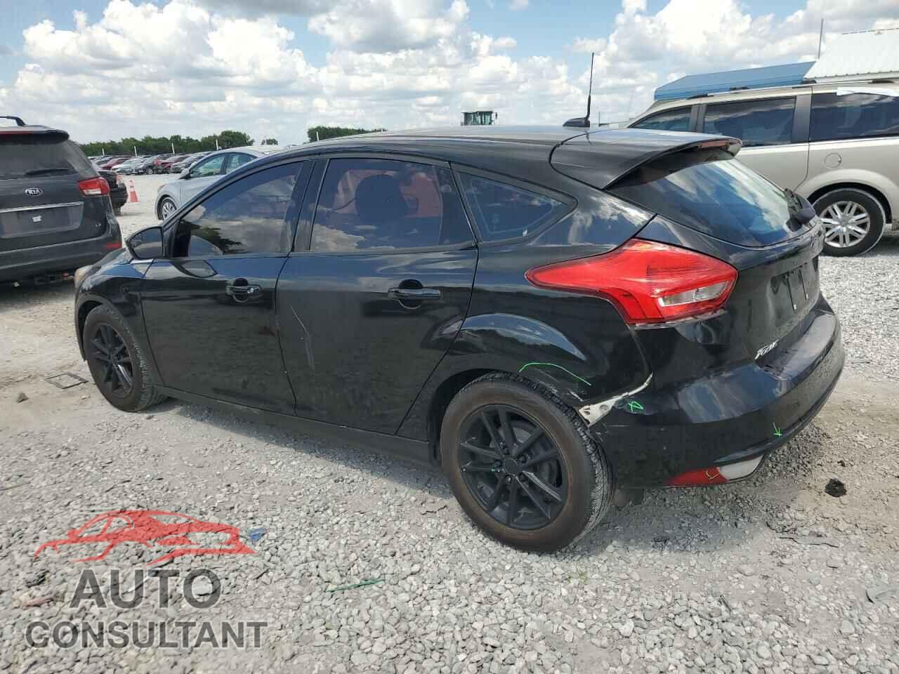 FORD FOCUS 2015 - 1FADP3K23FL348210