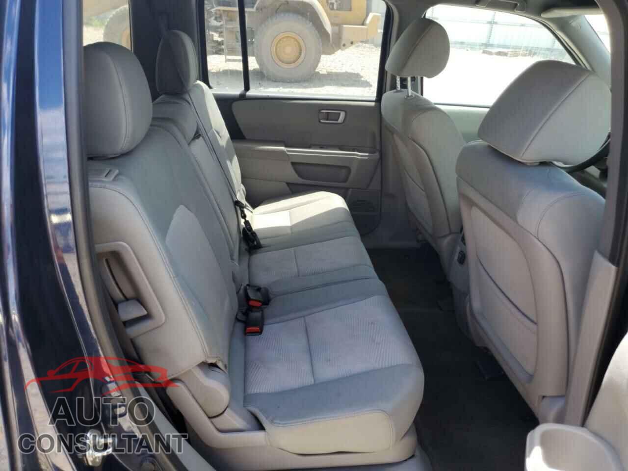 HONDA PILOT 2015 - 5FNYF4H2XFB022368