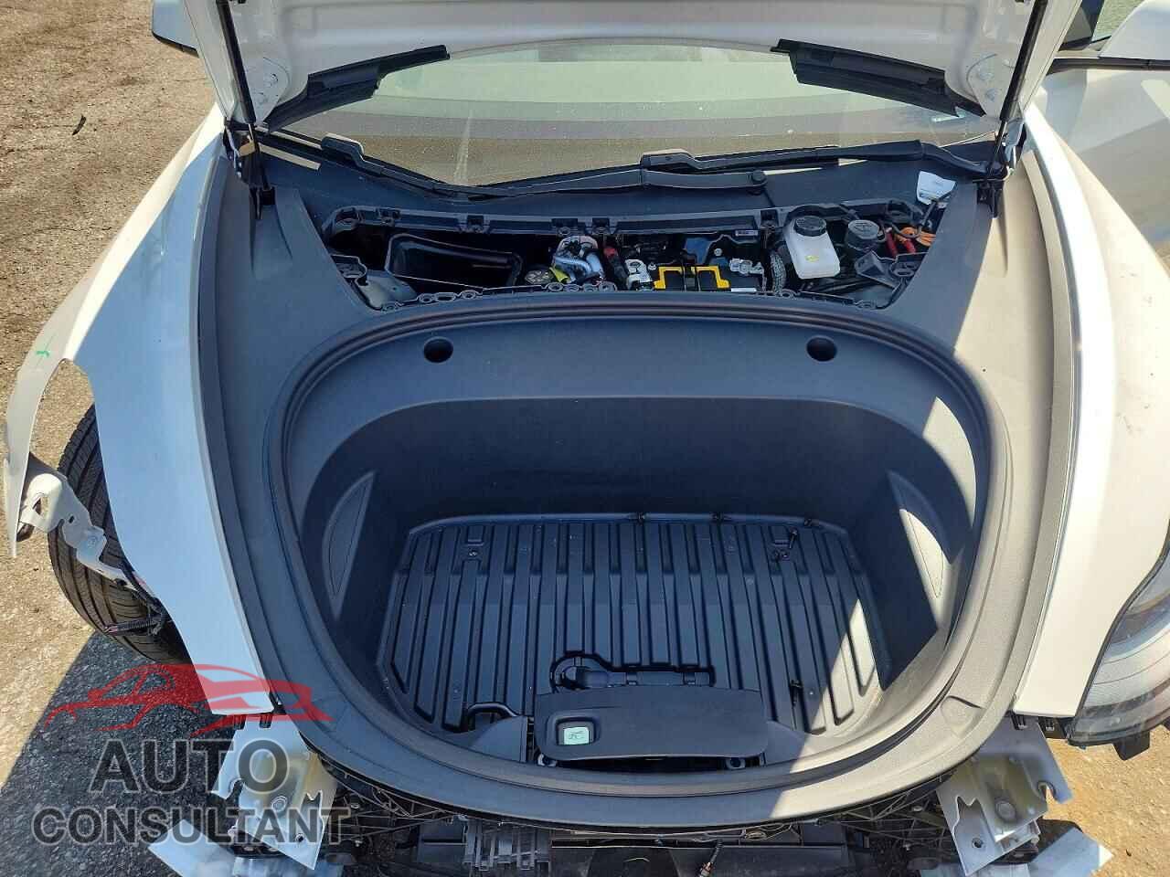 TESLA MODEL 3 2021 - 5YJ3E1EA3MF995127