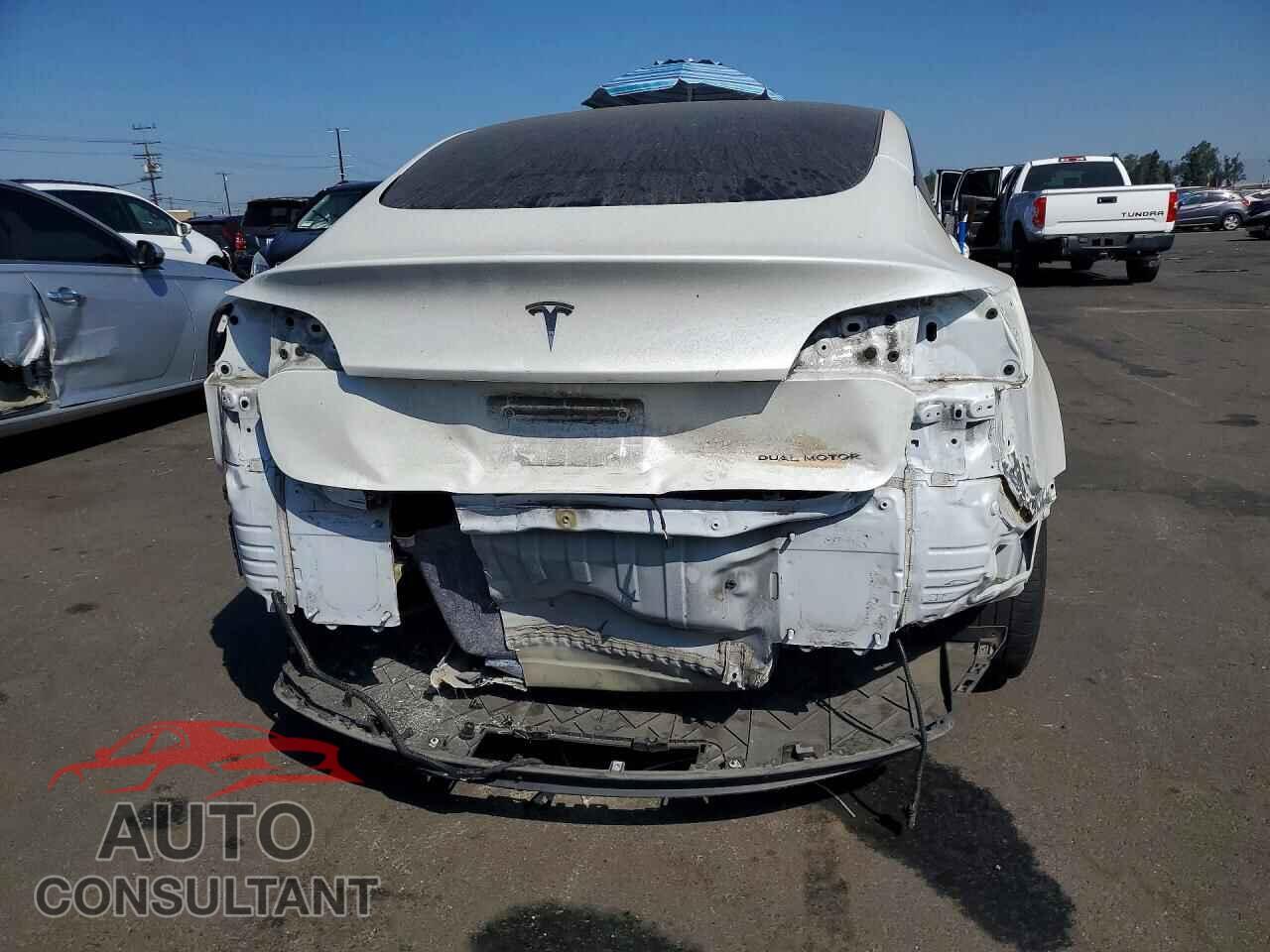 TESLA MODEL 3 2022 - 5YJ3E1EB0NF134191