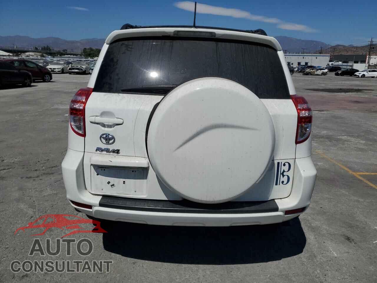 TOYOTA RAV4 2012 - 2T3ZF4DV1CW155904