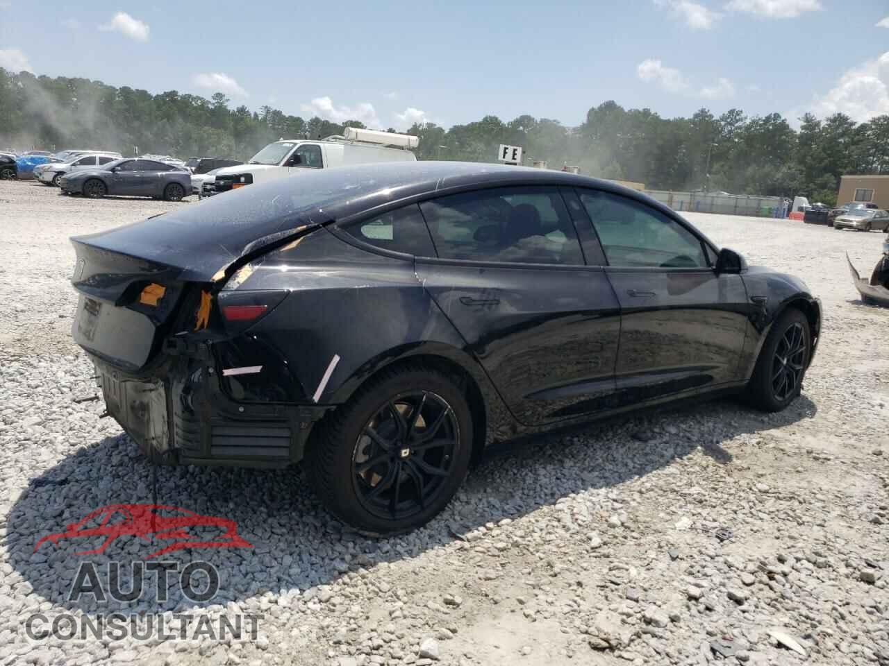 TESLA MODEL 3 2022 - 5YJ3E1EA8NF106887
