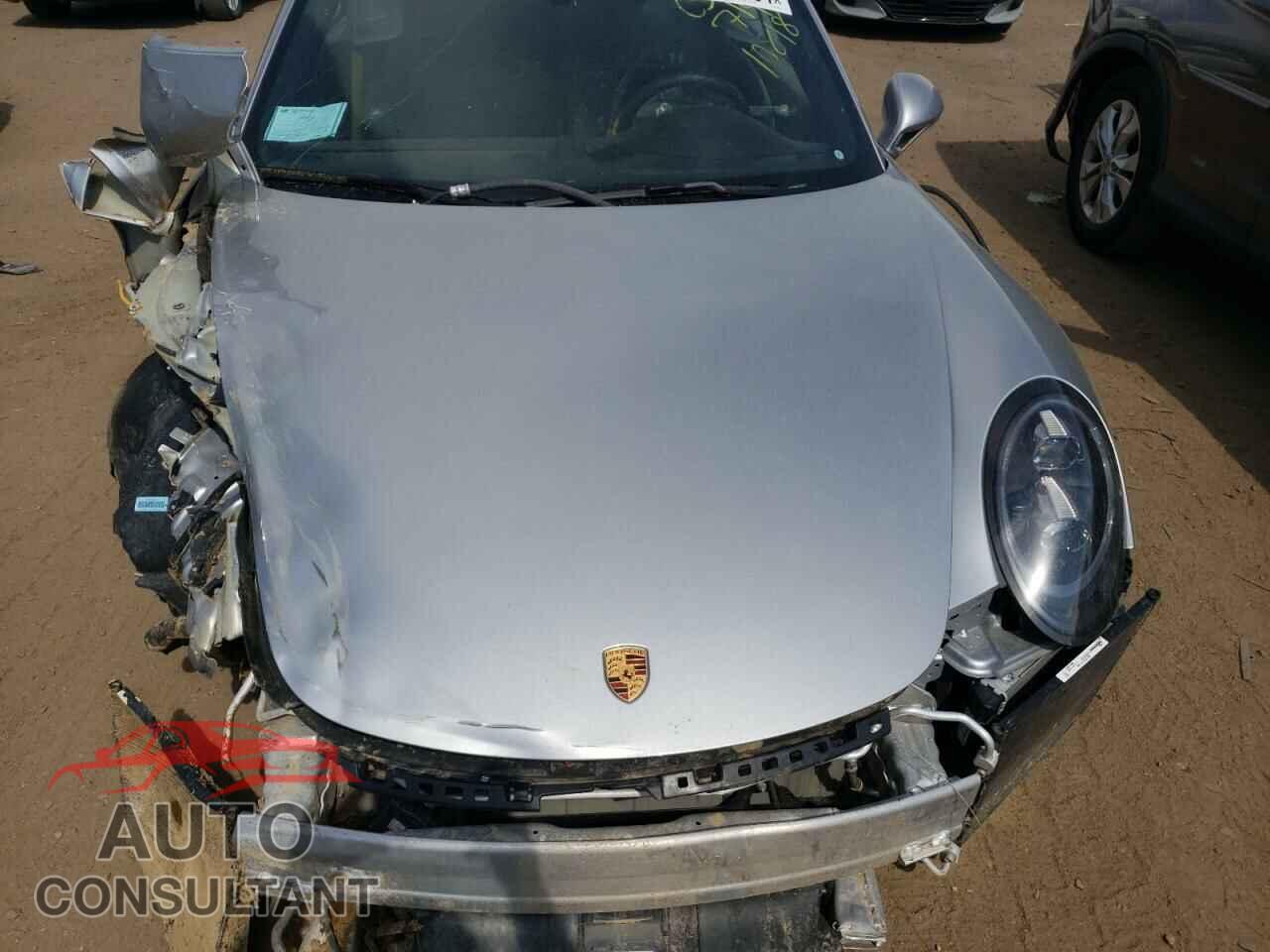 PORSCHE 911 2017 - WP0CD2A94HS178570