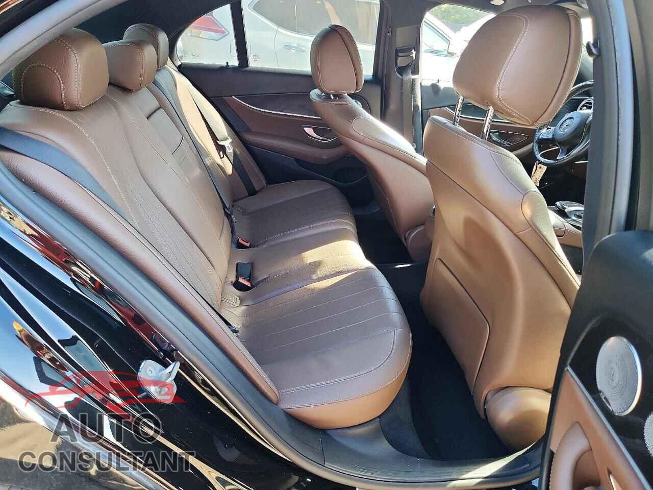 MERCEDES-BENZ E-CLASS 2017 - WDDZF4KB4HA156856