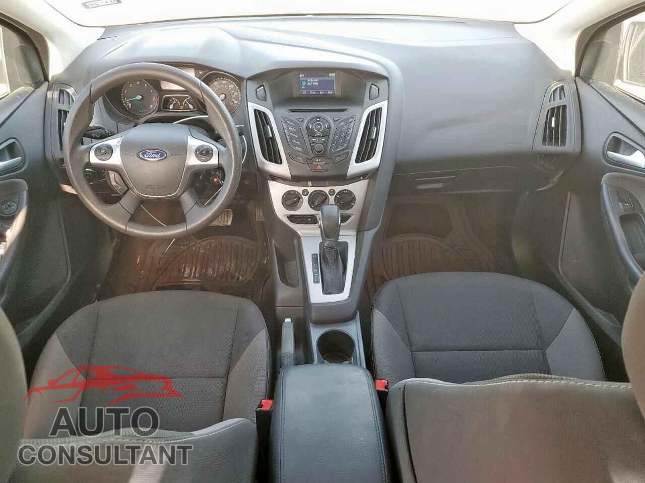 FORD FOCUS 2014 - 1FADP3F29EL451561