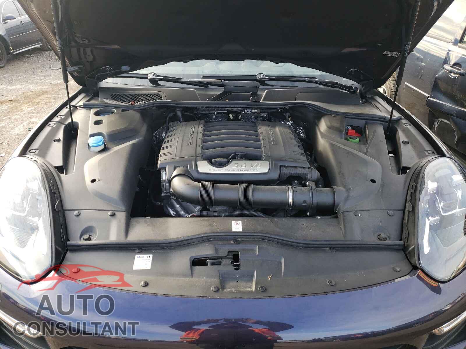 PORSCHE CAYENNE 2018 - WP1AA2A21JKA02759