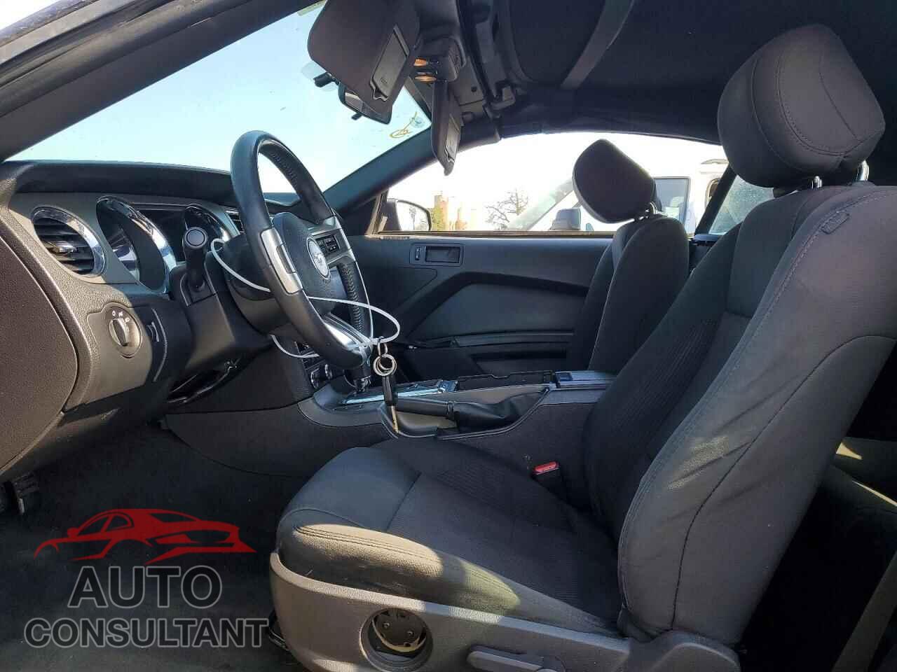 FORD MUSTANG 2014 - 1ZVBP8EM0E5295039