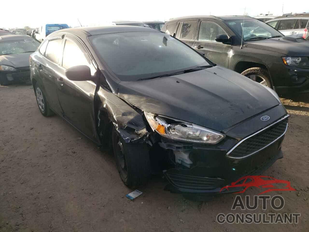 FORD FOCUS 2017 - 1FADP3E25HL324862