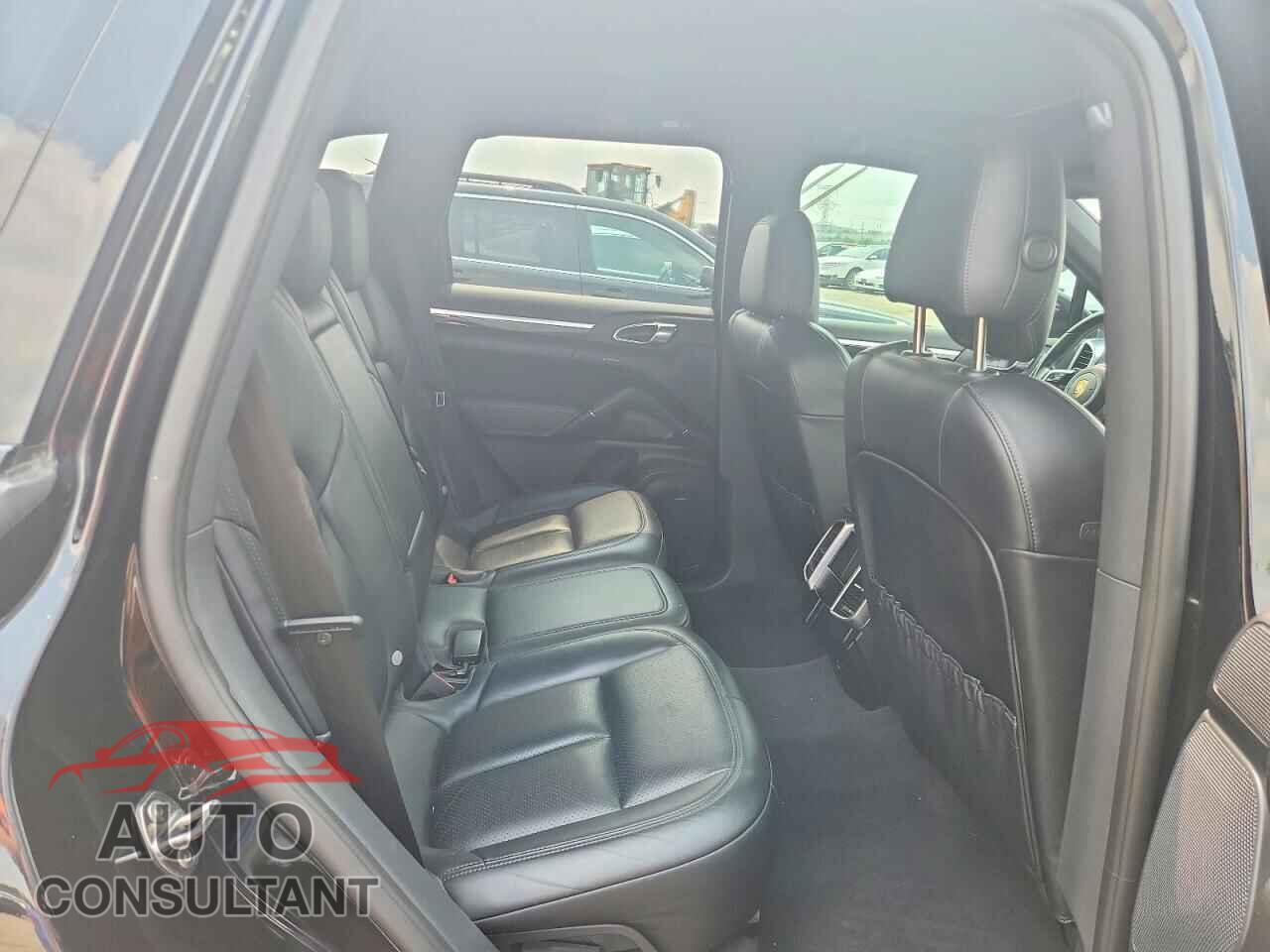 PORSCHE CAYENNE 2016 - WP1AA2A2XGLA08787