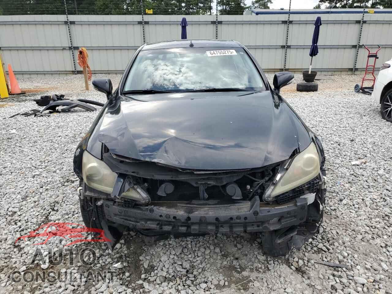 LEXUS IS 2012 - JTHFF2C23C2525823