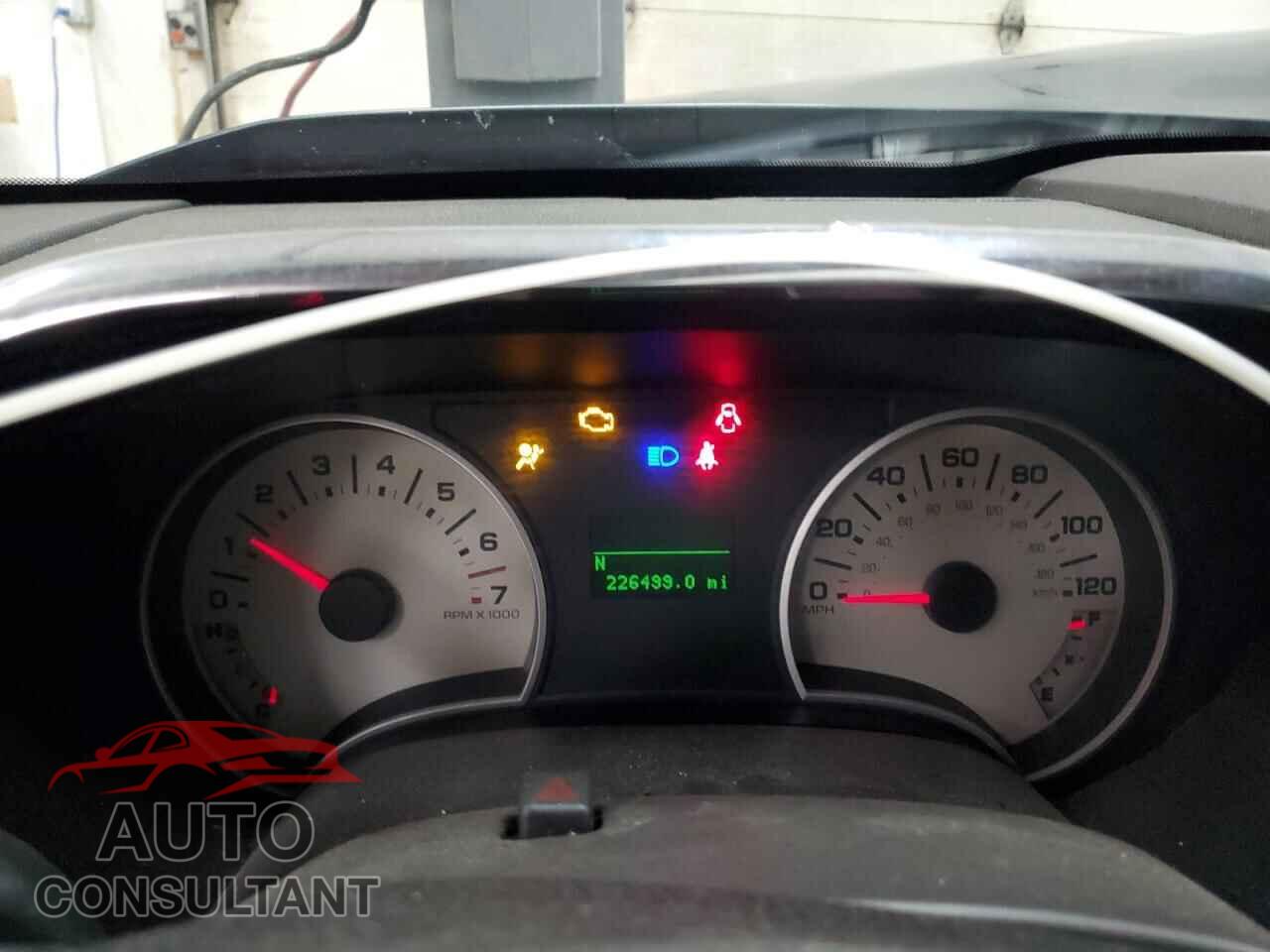 FORD EXPLORER 2010 - 1FMEU7EE9AUA05341