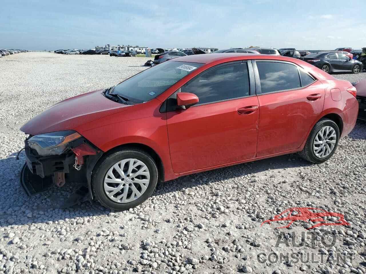 TOYOTA COROLLA 2018 - 5YFBURHE2JP750136