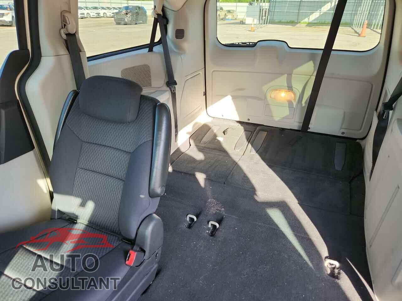 DODGE CARAVAN 2010 - 2D4RN5D10AR318171