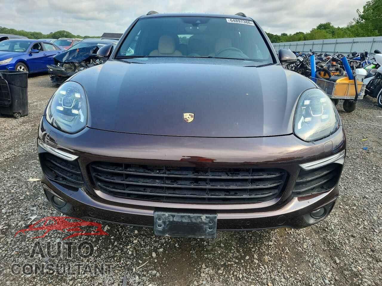 PORSCHE CAYENNE 2018 - WP1AA2A29JKA03464