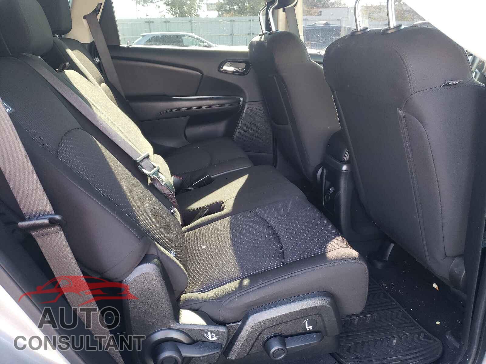 DODGE JOURNEY 2019 - 3C4PDCBB2KT856702