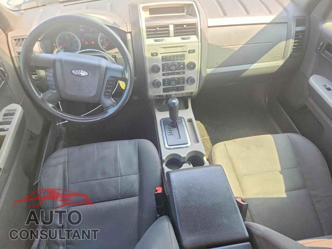 FORD ESCAPE 2011 - 1FMCU0DG0BKC47739