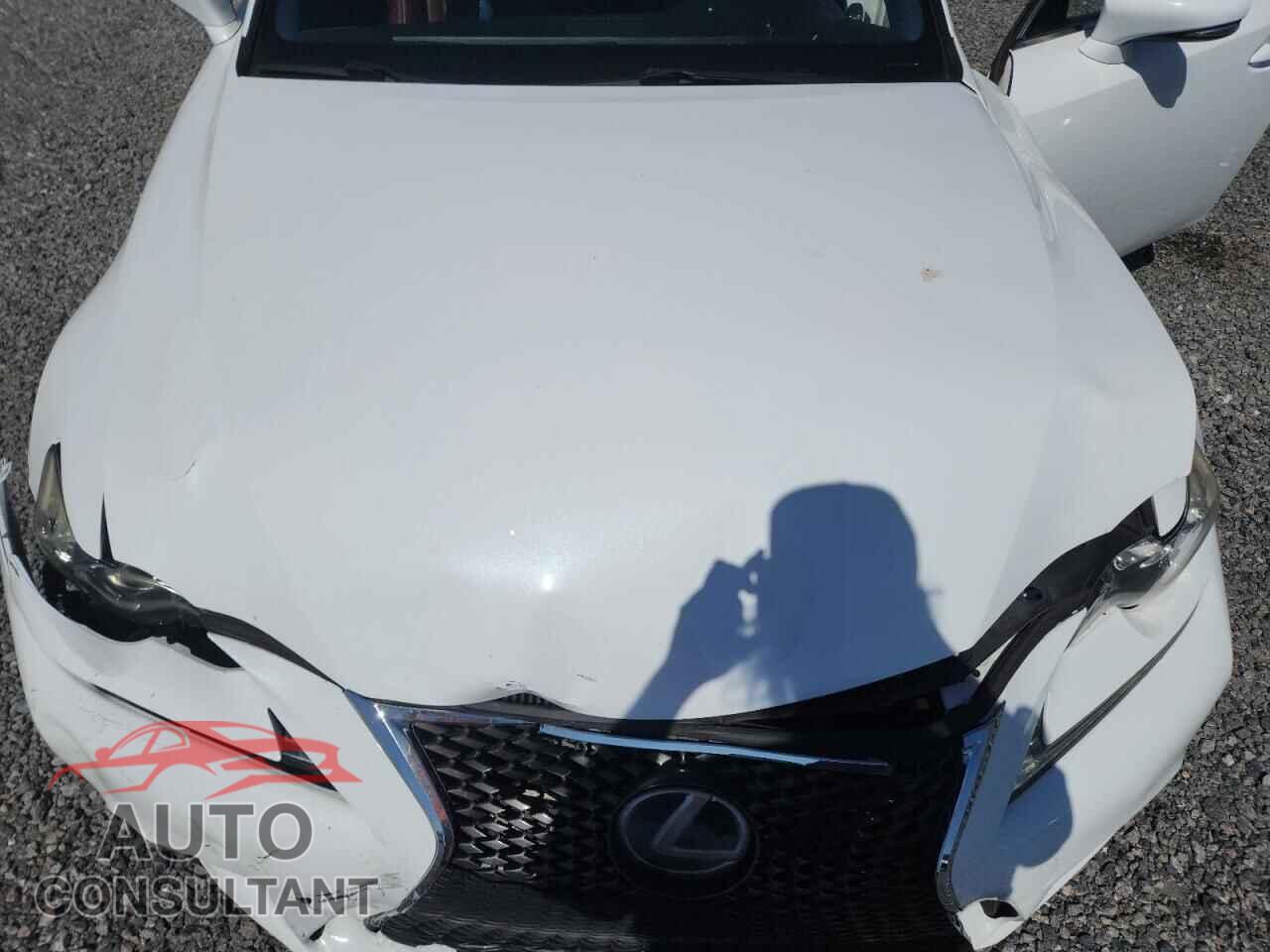 LEXUS IS 2016 - JTHBA1D29G5028186