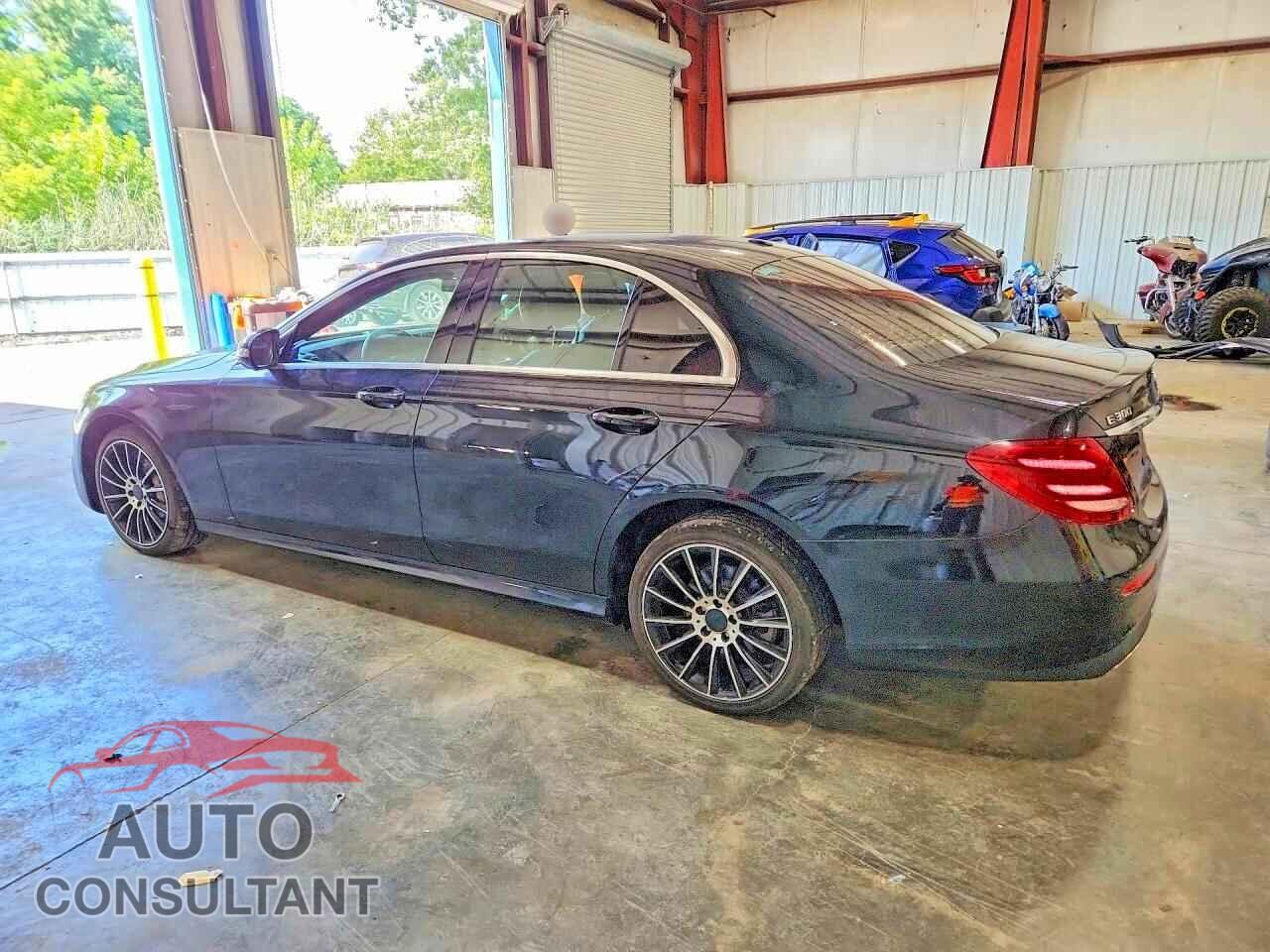 MERCEDES-BENZ E-CLASS 2017 - WDDZF4KB7HA035691