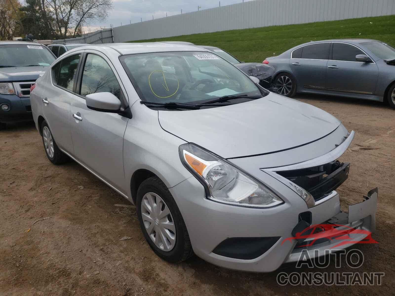 NISSAN VERSA 2018 - 3N1CN7AP2JK401274
