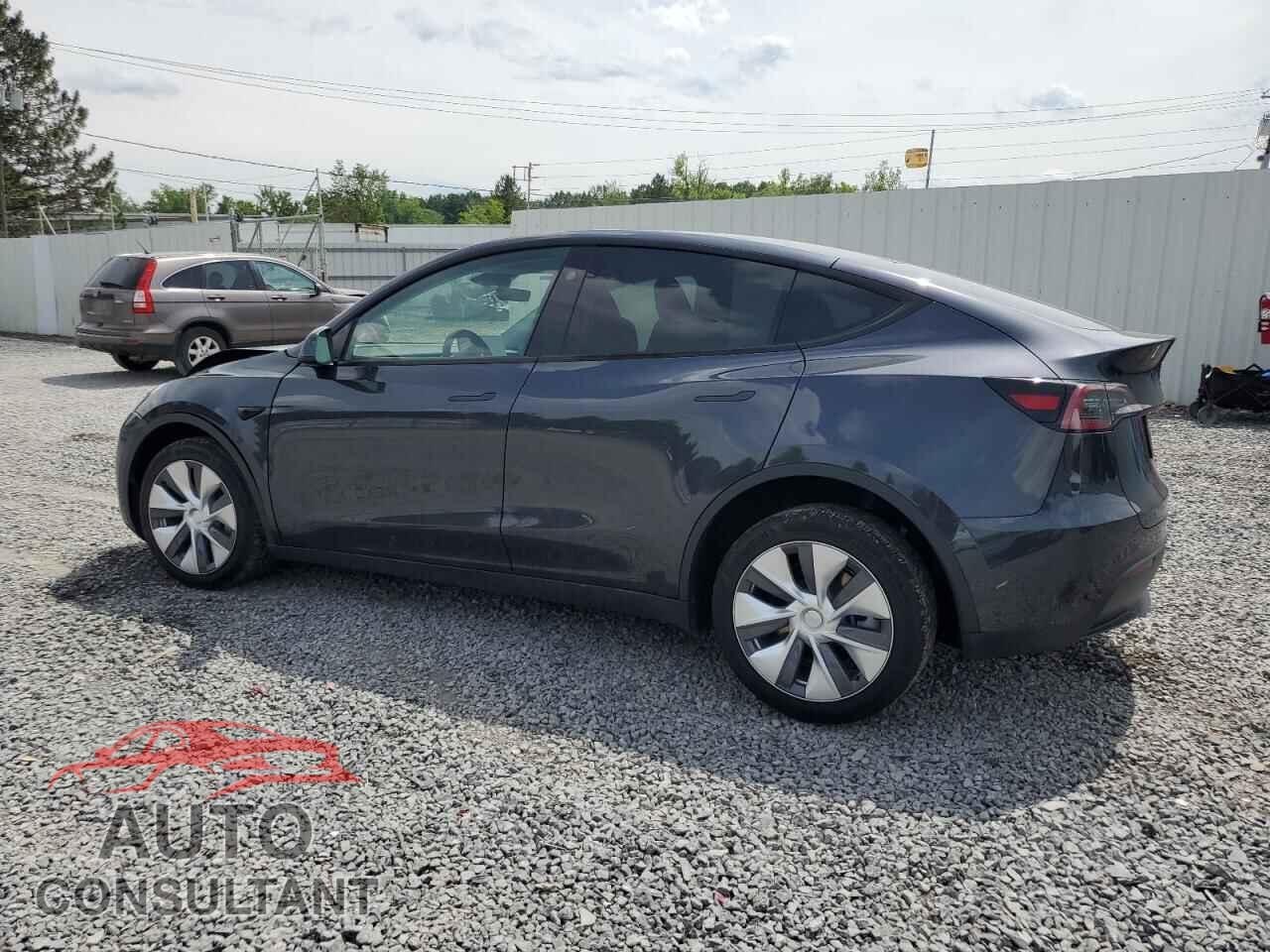TESLA MODEL Y 2024 - 7SAYGDED7RF095482