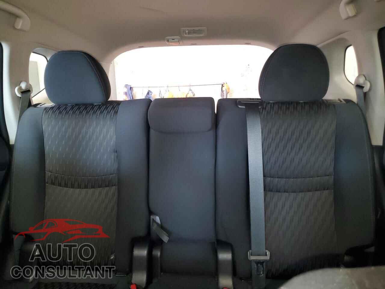 NISSAN ROGUE 2019 - 5N1AT2MV7KC791105