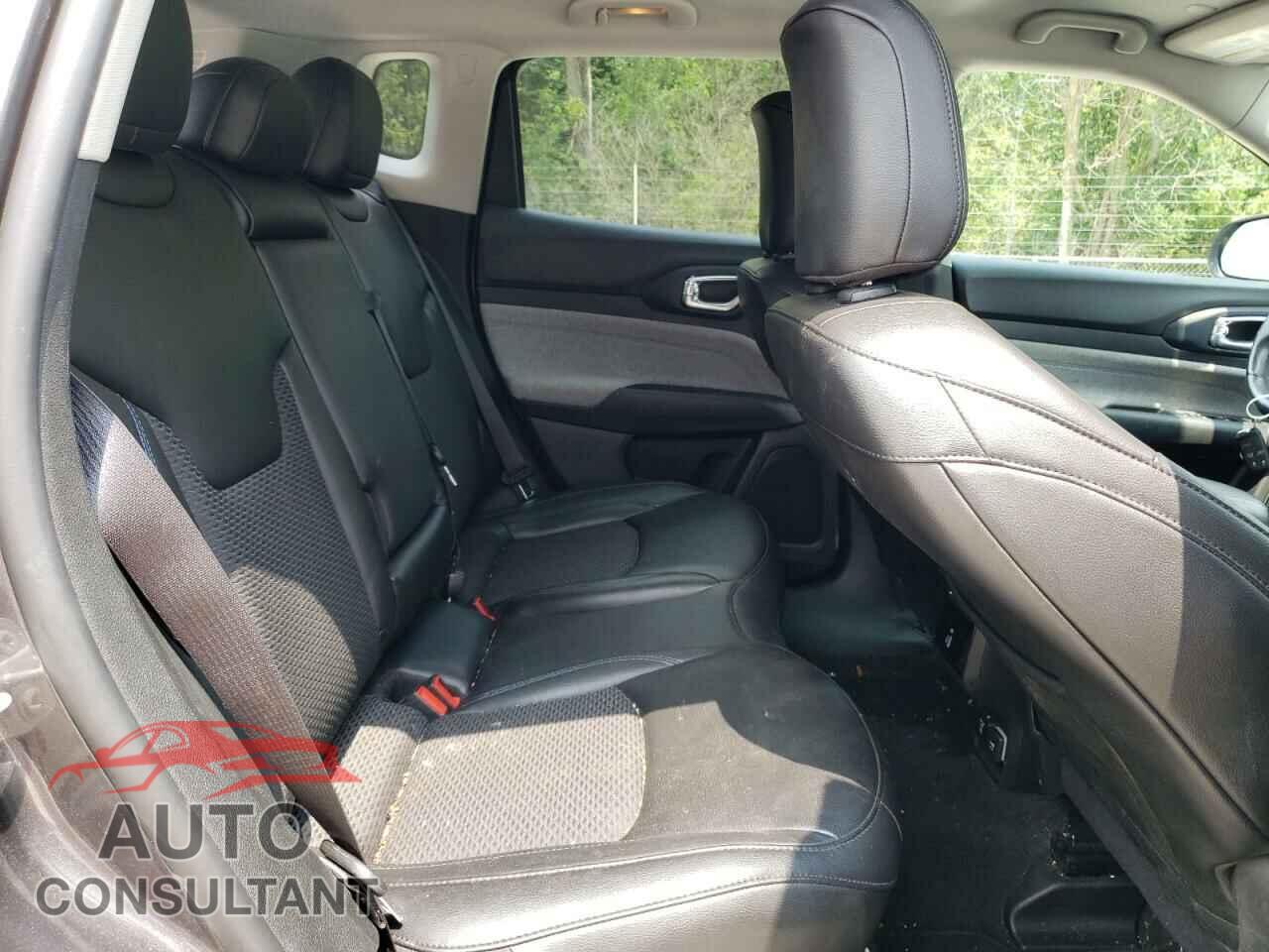 JEEP COMPASS 2022 - 3C4NJDBB2NT124337