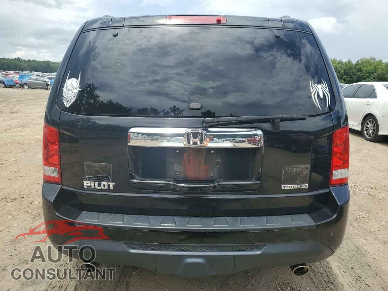 HONDA PILOT 2014 - 5FNYF3H99EB009567