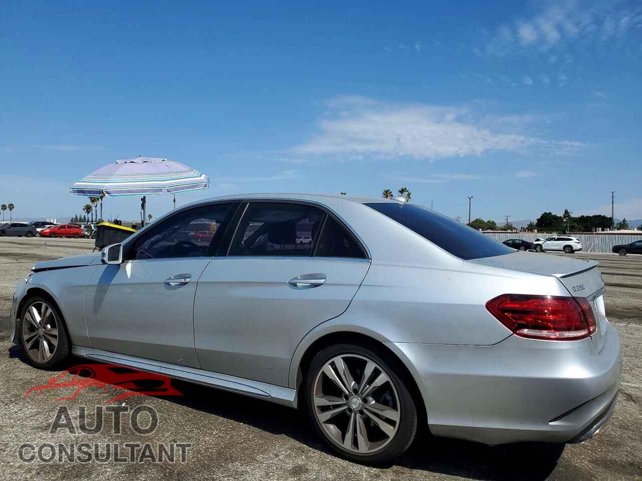 MERCEDES-BENZ E-CLASS 2015 - WDDHF8JB0FB140309
