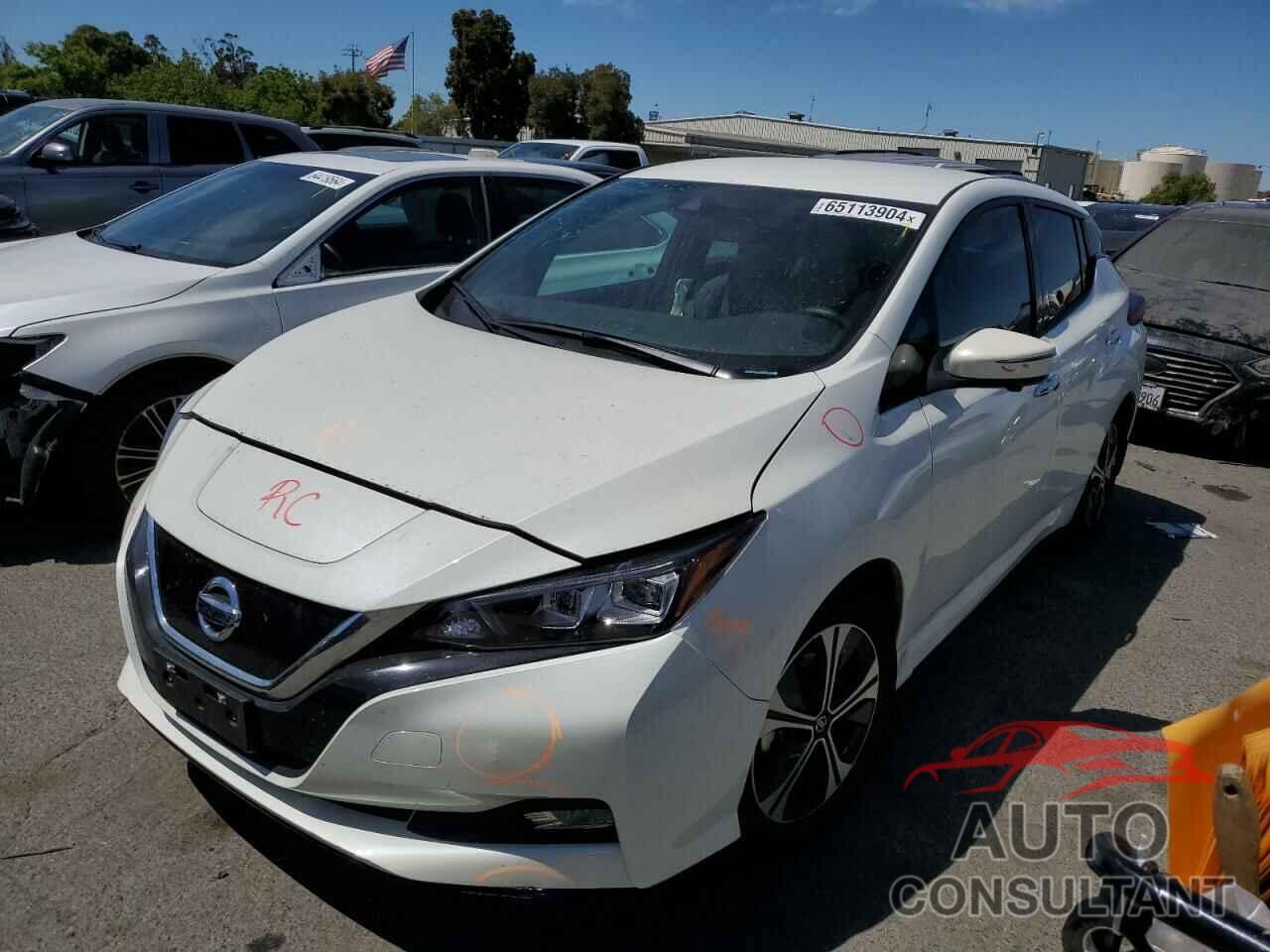 NISSAN LEAF 2022 - 1N4BZ1DV8NC558426