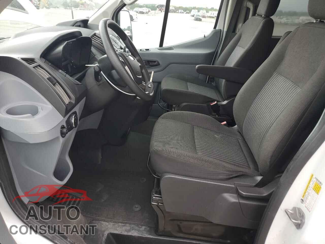FORD TRANSIT 2018 - 1FBZX2YG0JKA24664