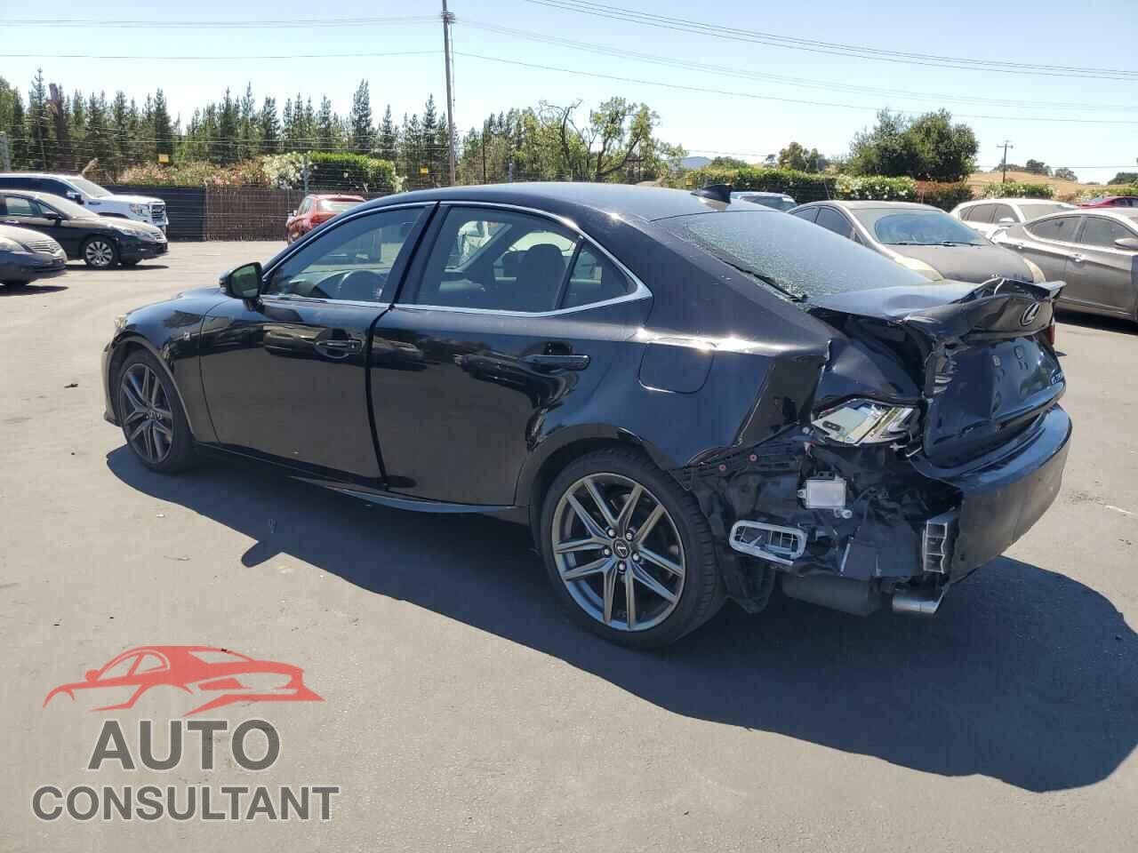 LEXUS IS 2015 - JTHBE1D24F5021147