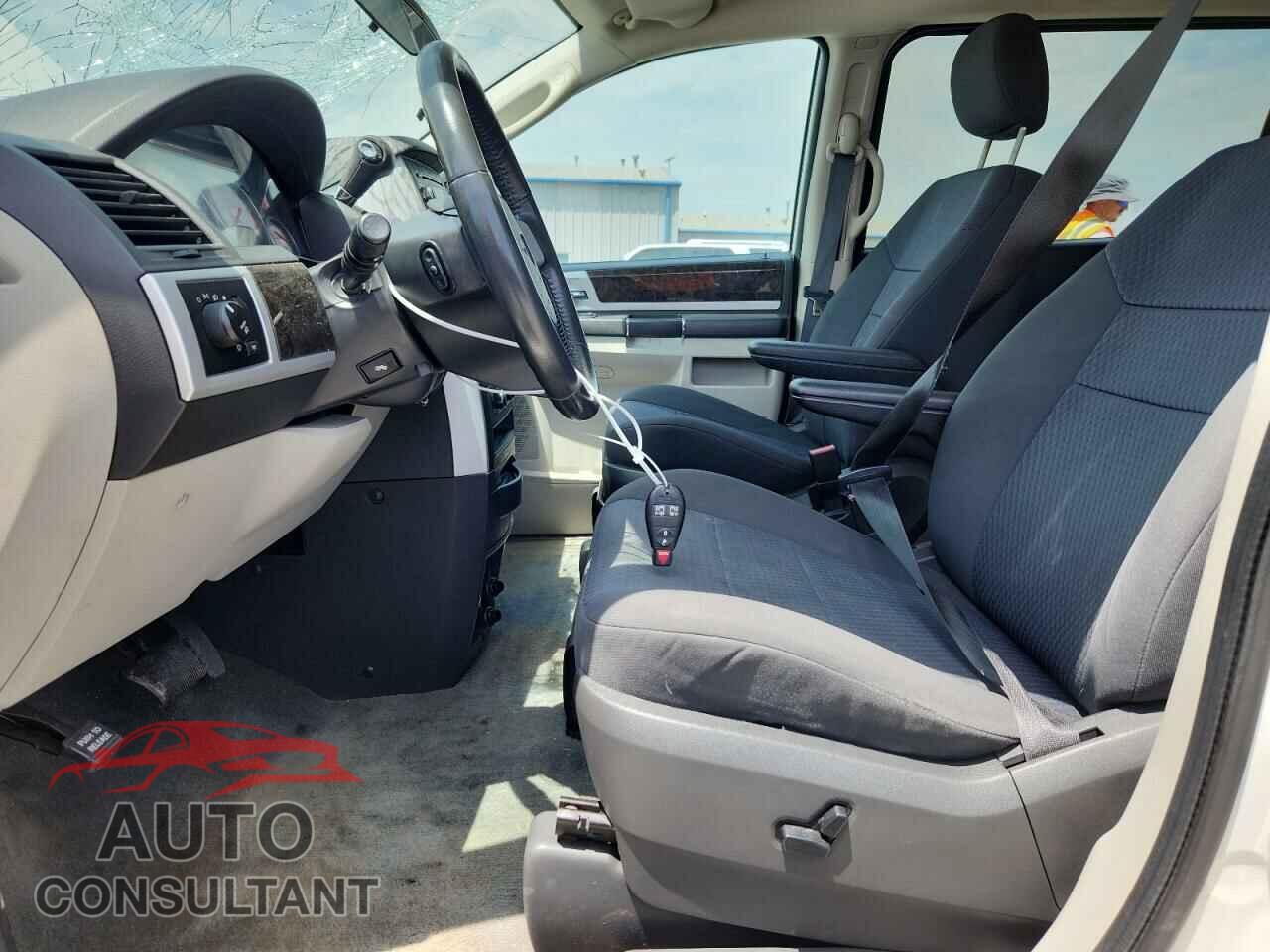 DODGE CARAVAN 2010 - 2D4RN5D19AR201432