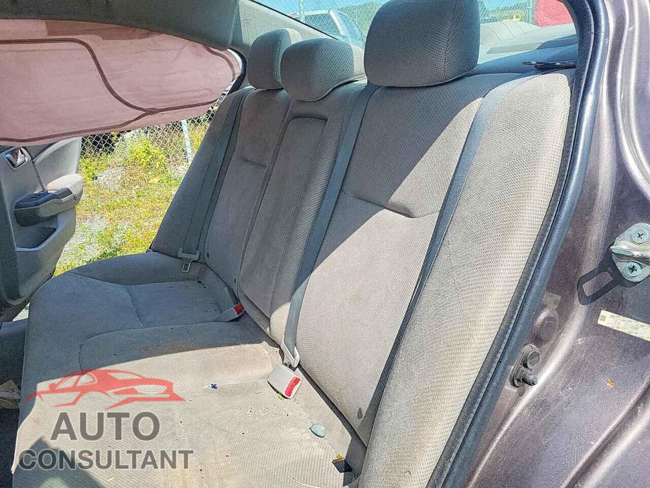 HONDA CIVIC 2012 - 2HGFB2E48CH035589